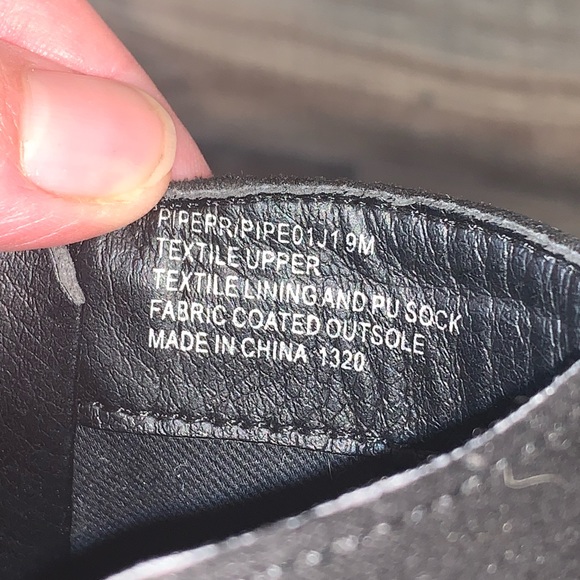 Madden Girl “Piper” black faux suede high top zippered sneakers boots size 9M - Picture 8 of 8